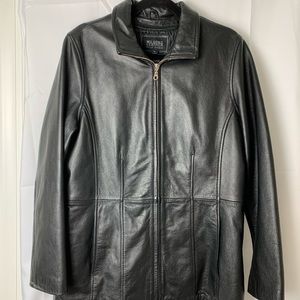 Vintage Wilson’s leather pelle studio coat